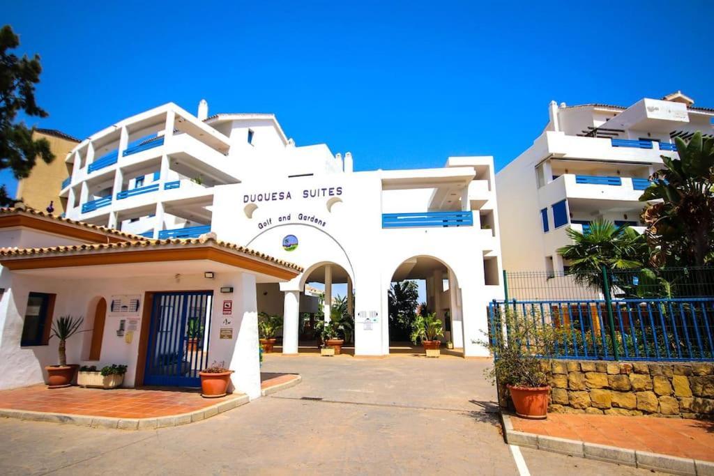 2 Bedrooms Sea And Pool View Apt In Duquesa Golf & Gardens Manilva Castillo de Sabinillas Екстериор снимка