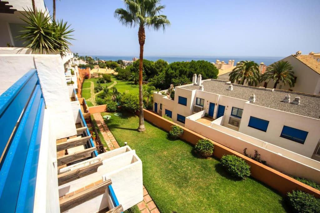2 Bedrooms Sea And Pool View Apt In Duquesa Golf & Gardens Manilva Castillo de Sabinillas Екстериор снимка