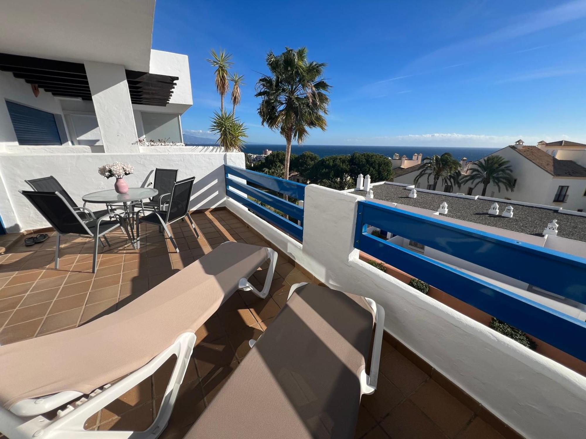 2 Bedrooms Sea And Pool View Apt In Duquesa Golf & Gardens Manilva Castillo de Sabinillas Екстериор снимка